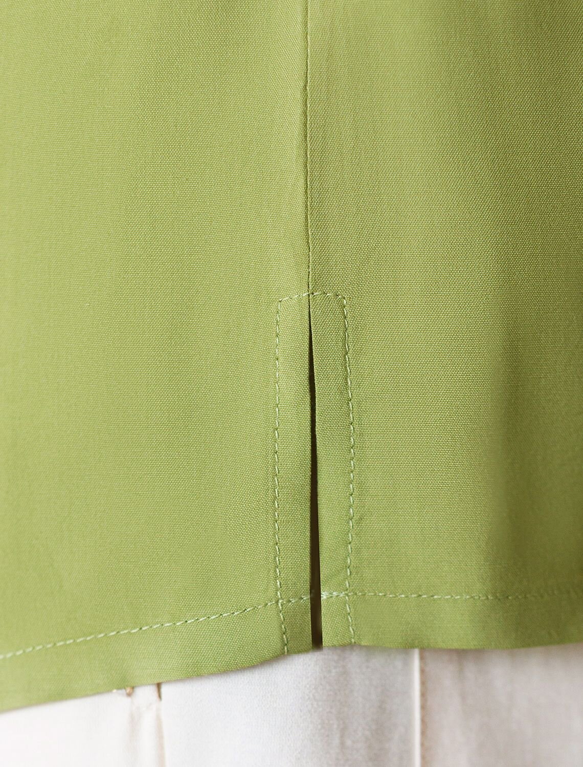 VILATTE Блузка 582675 D29.346 светло-оливковый