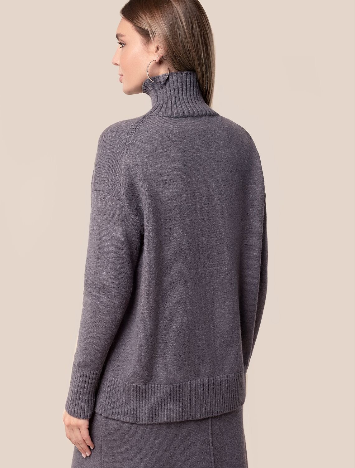 VILATTE Свитер 582681 D34.125 серый меланж