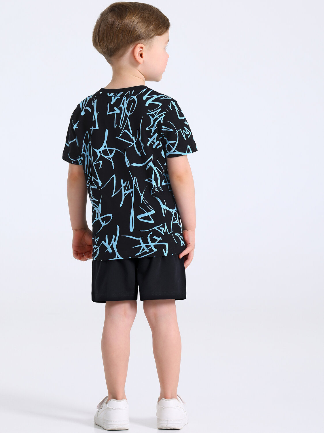 Апрель Комплект 582733 2ПФШ5873804н ярко-голубые граффити на черном+черный