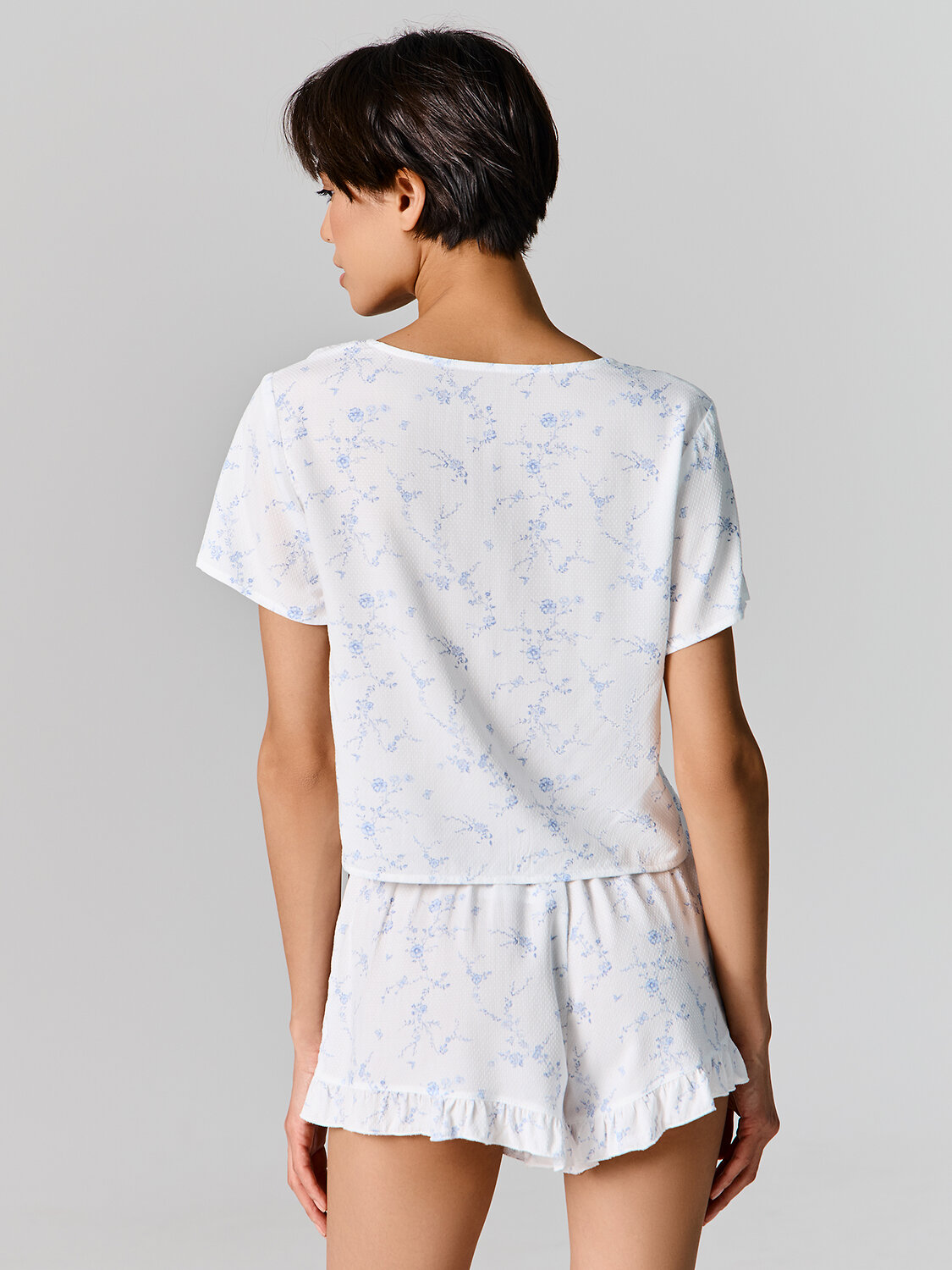 MARK FORMELLE Комплект 582780 592653 цветы на св.молочном