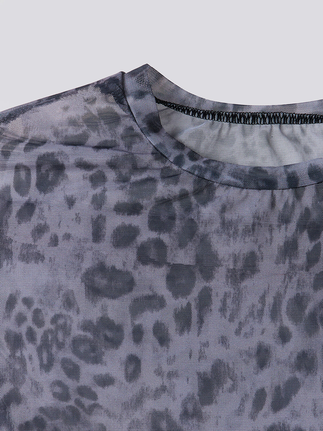 MARK FORMELLE Лонгслив 582786 302495 серый гепард