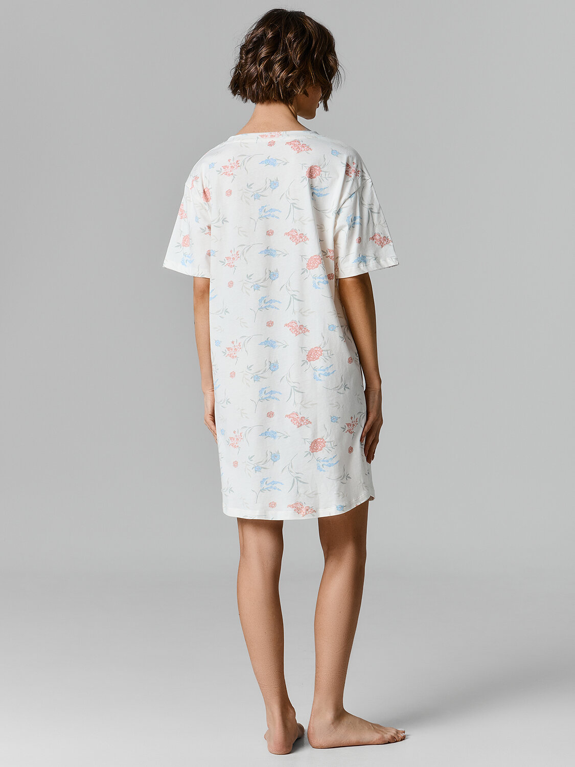 MARK FORMELLE Сорочка 582794 572371 цветы на св.молочном