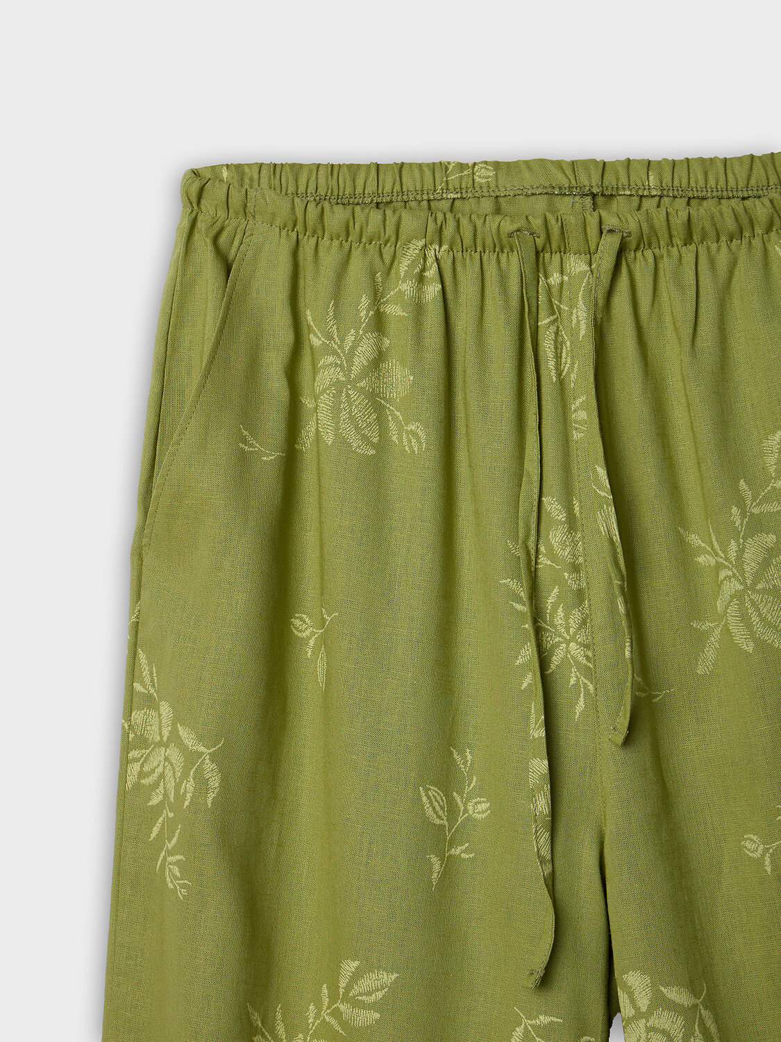 MARK FORMELLE Брюки 583176 532431 цветы на оливковом