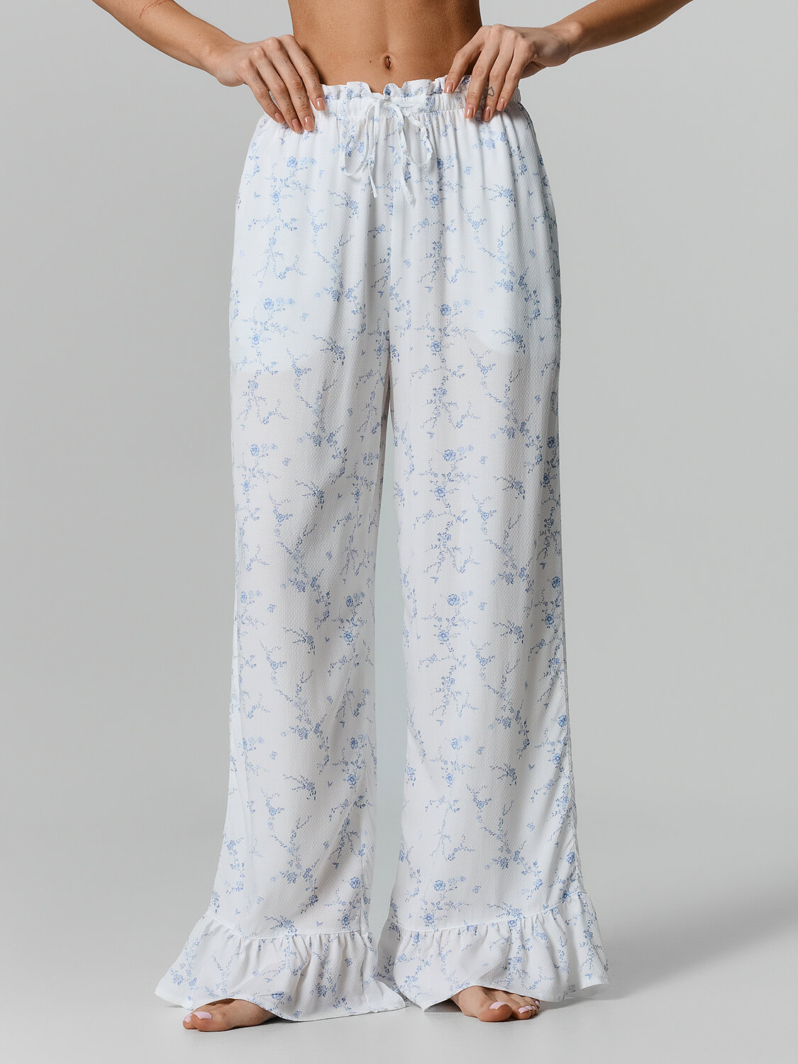 MARK FORMELLE Брюки 583178 532433 цветы на св.молочном