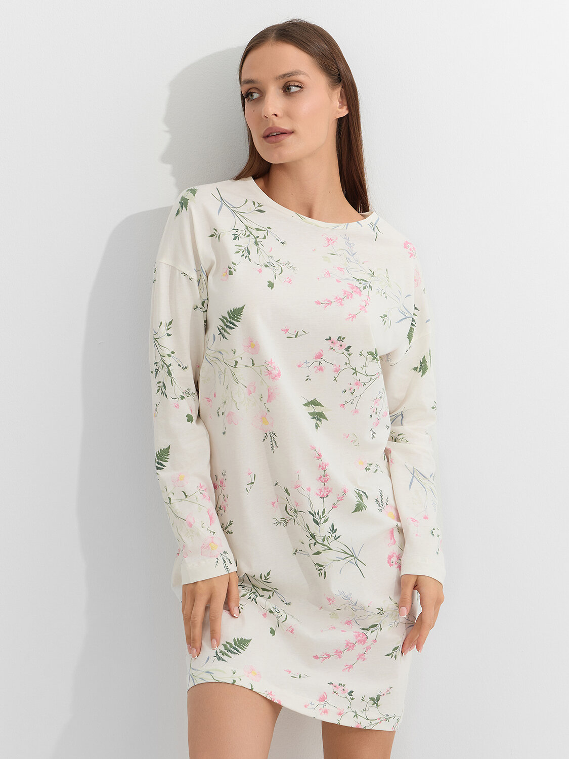 MARK FORMELLE Сорочка 583242 572362 полевые цветы на молочном