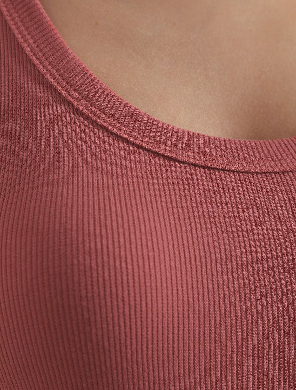 VILATTE Топ 583381 D43.233 т.коралл