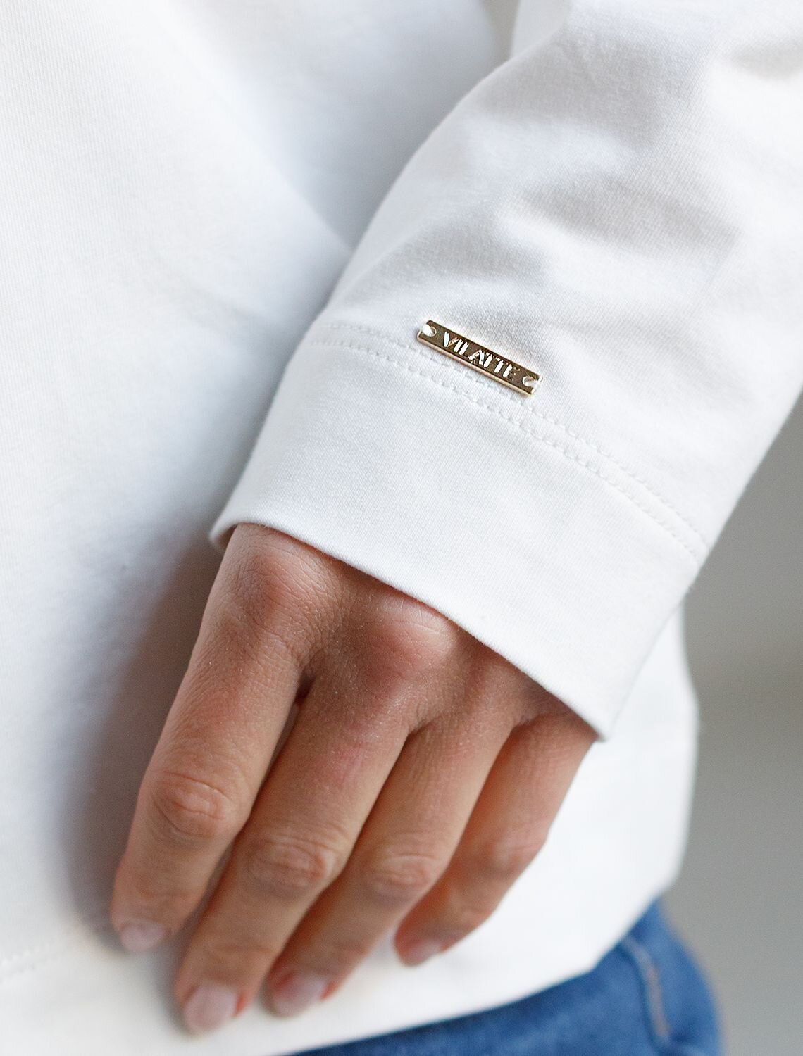 VILATTE Джемпер 583417 D49.148 молочный_листья