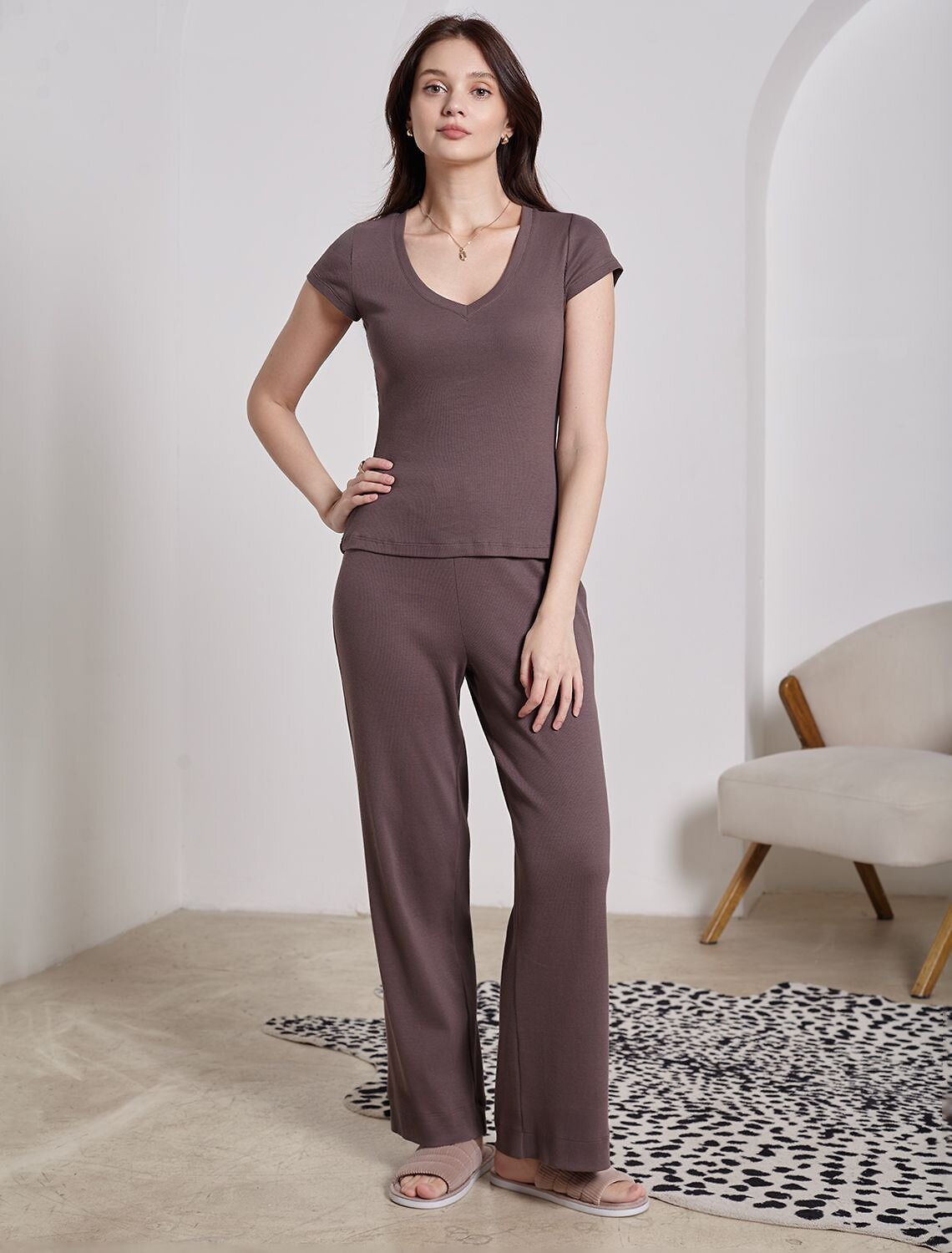 VILATTE Футболка 583420 D49.150 кофе