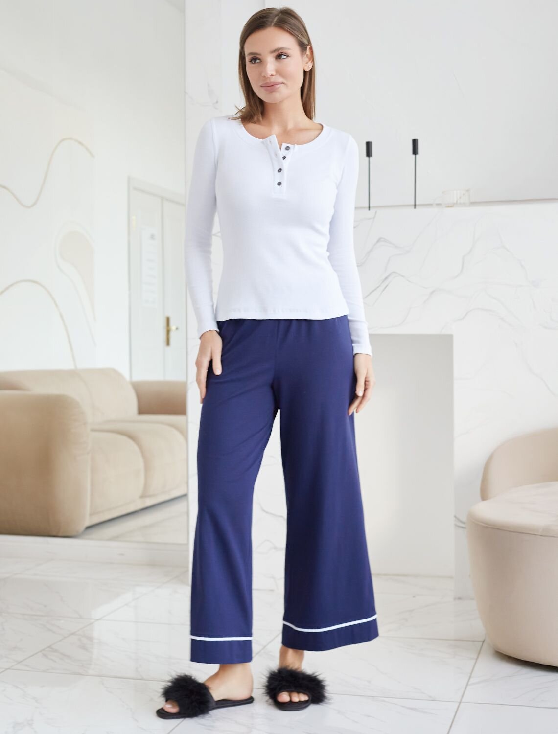 VILATTE Джемпер 583424 D49.151 белый