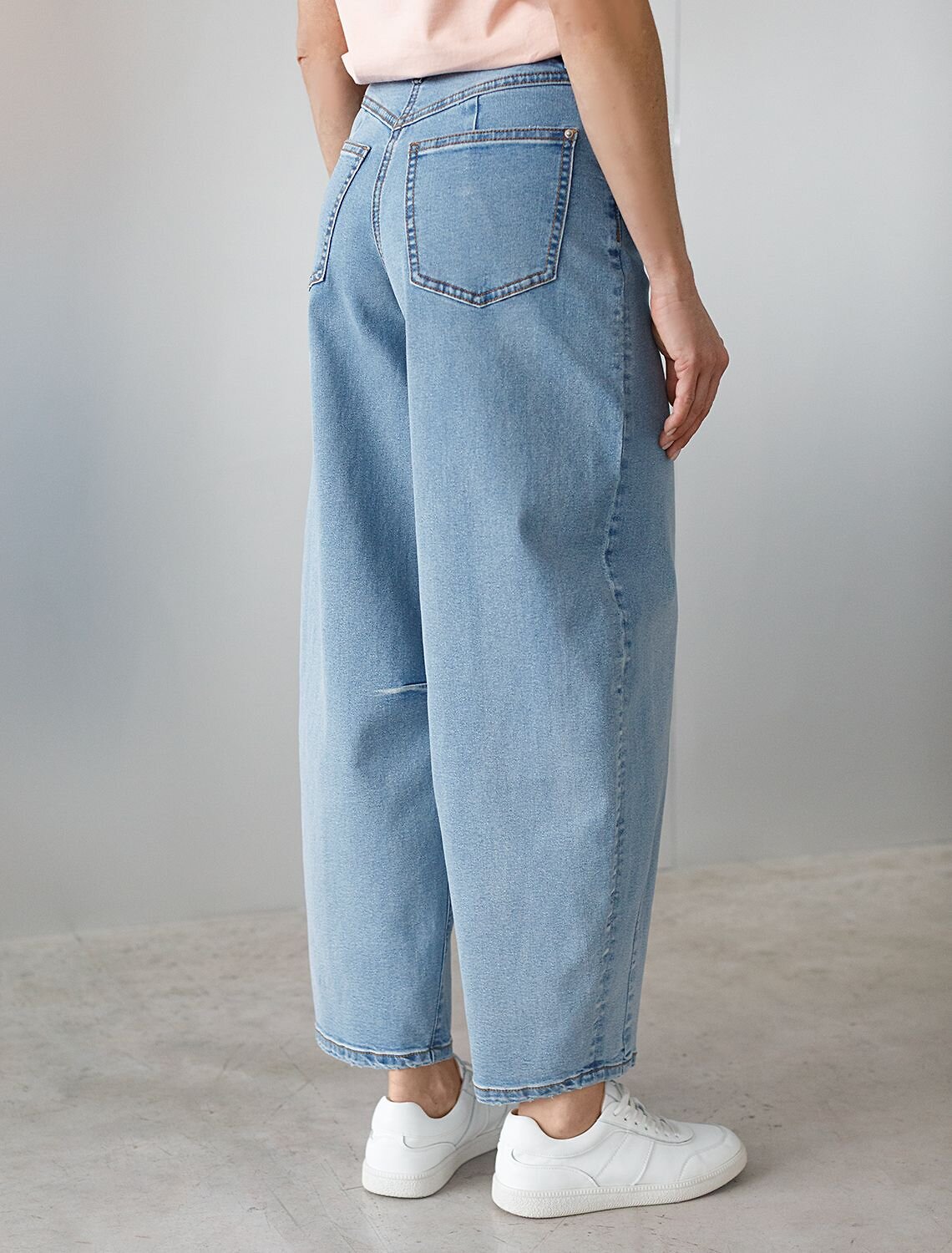 VILATTE Джинсы 583473 D54.305 голубой