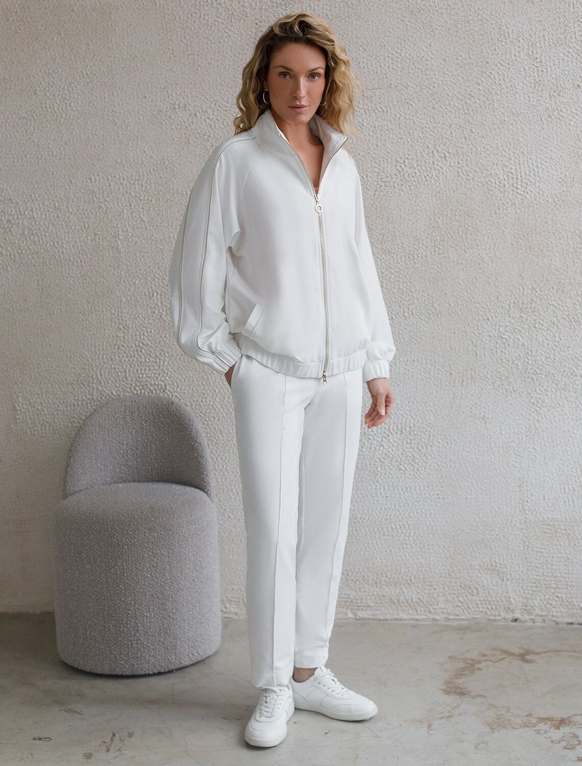 VILATTE Джемпер 583511 D49.138 белый