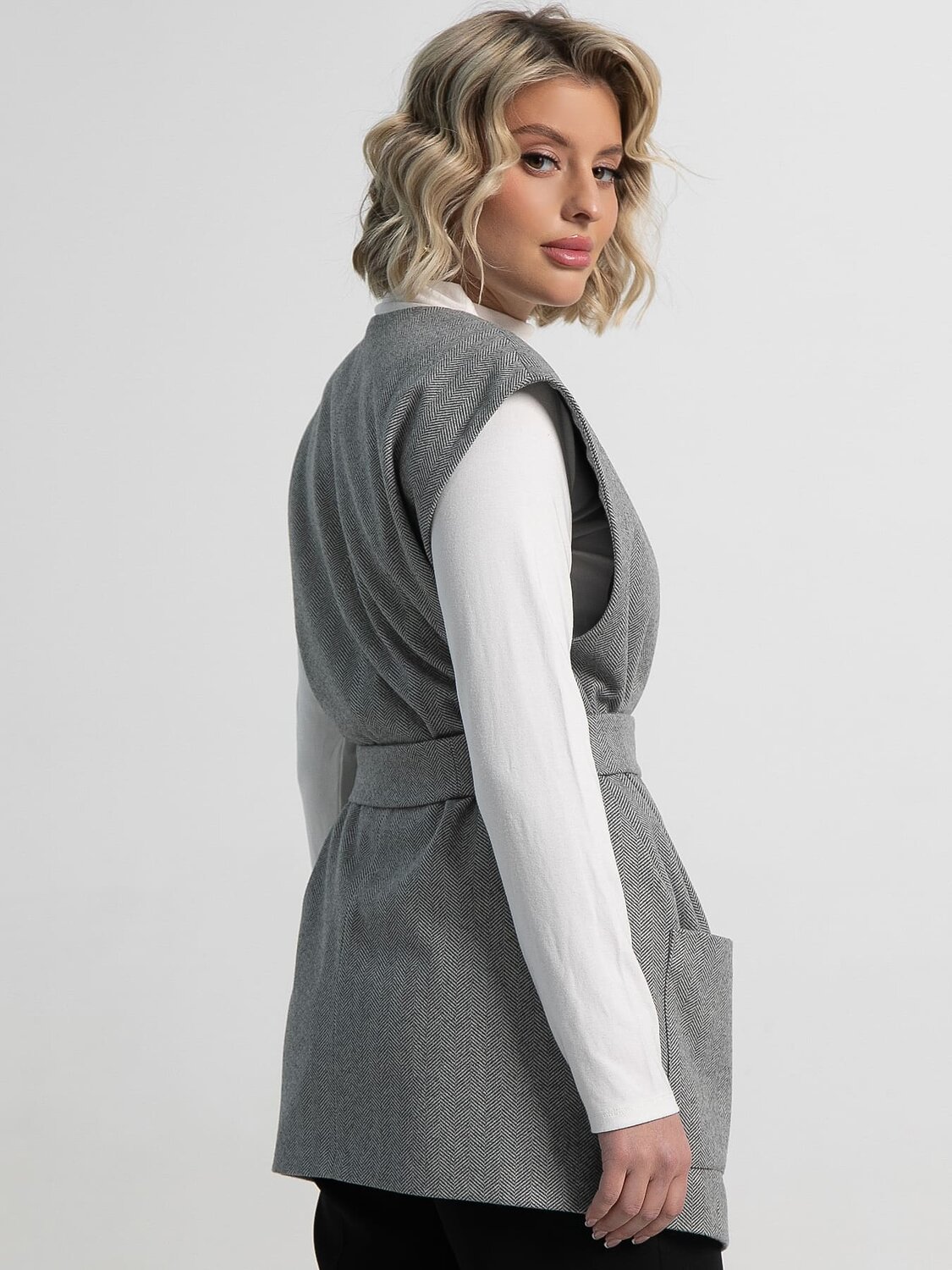 LT Collection Жилет 583554 Б15144-16М серый