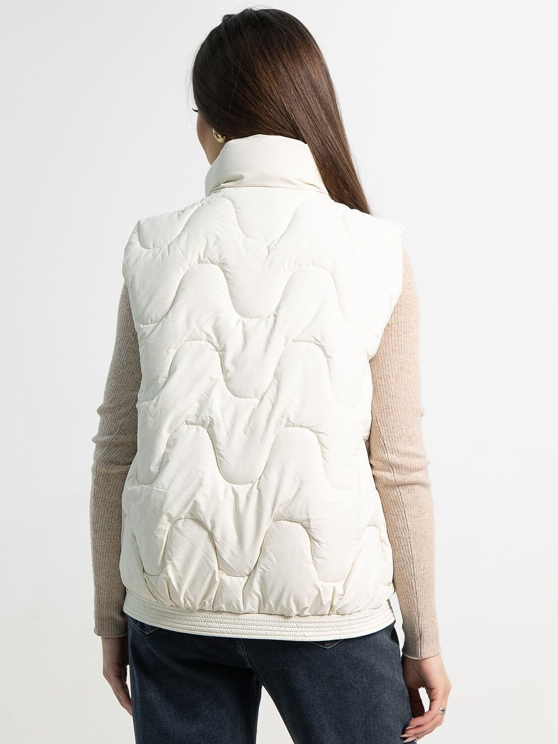 LT Collection Жилет 583726 Б15289-4М молочный