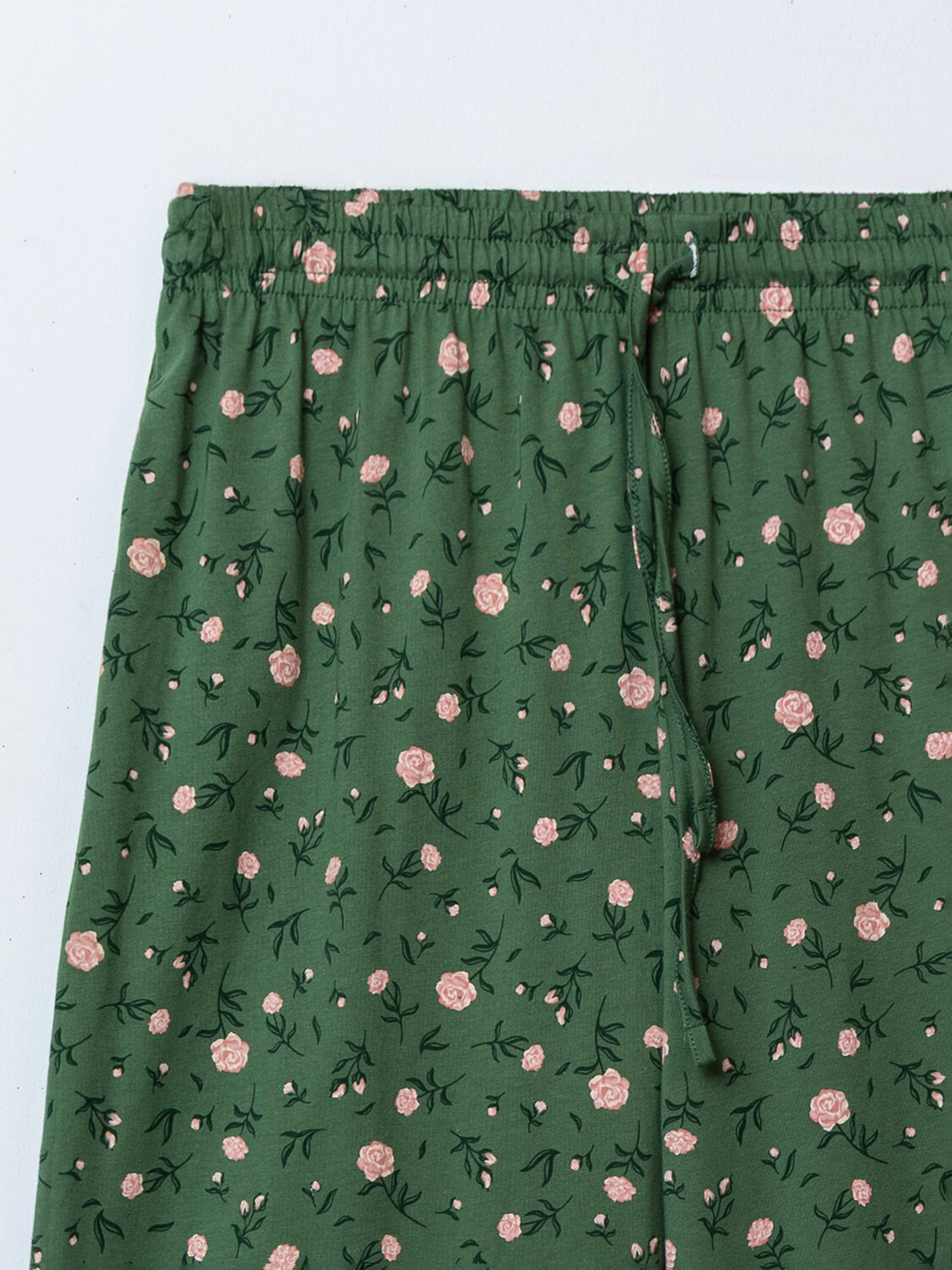 MARK FORMELLE Бриджи 583820 522249 розы на зеленом