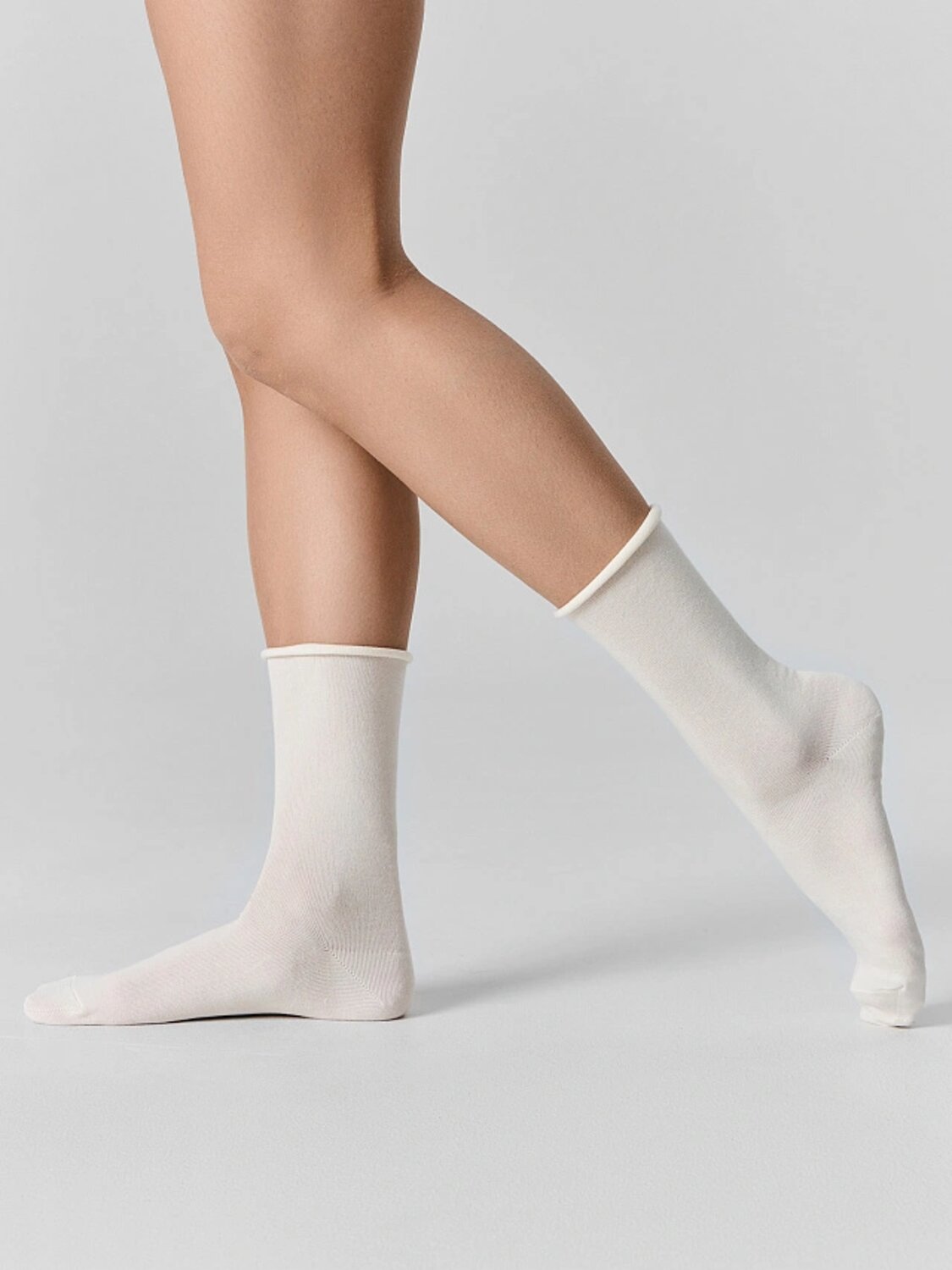 MARK FORMELLE Женские носки 583909 245A-1303 молочный