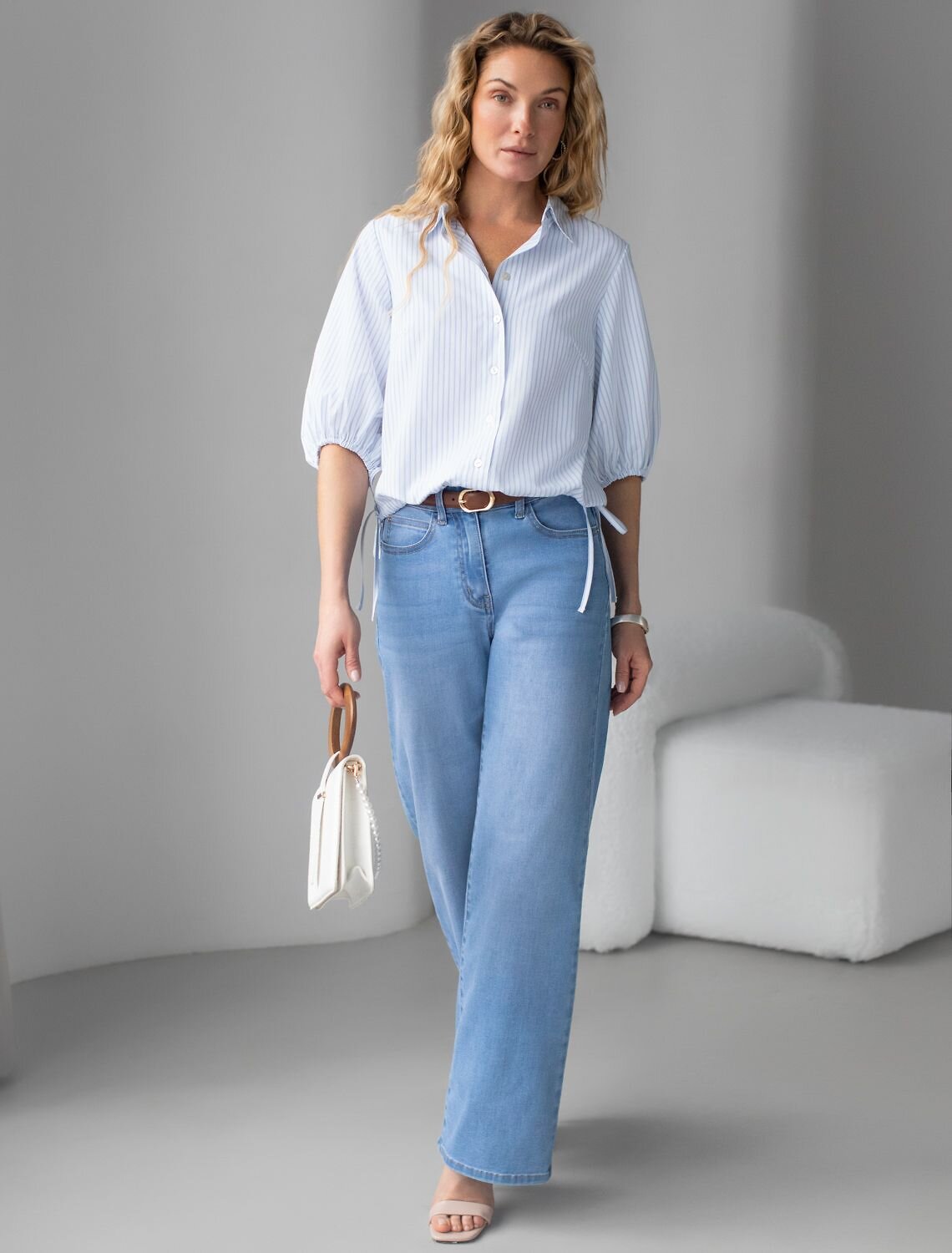 VILATTE Блузка 583960 D29.312 белый-темно-синий