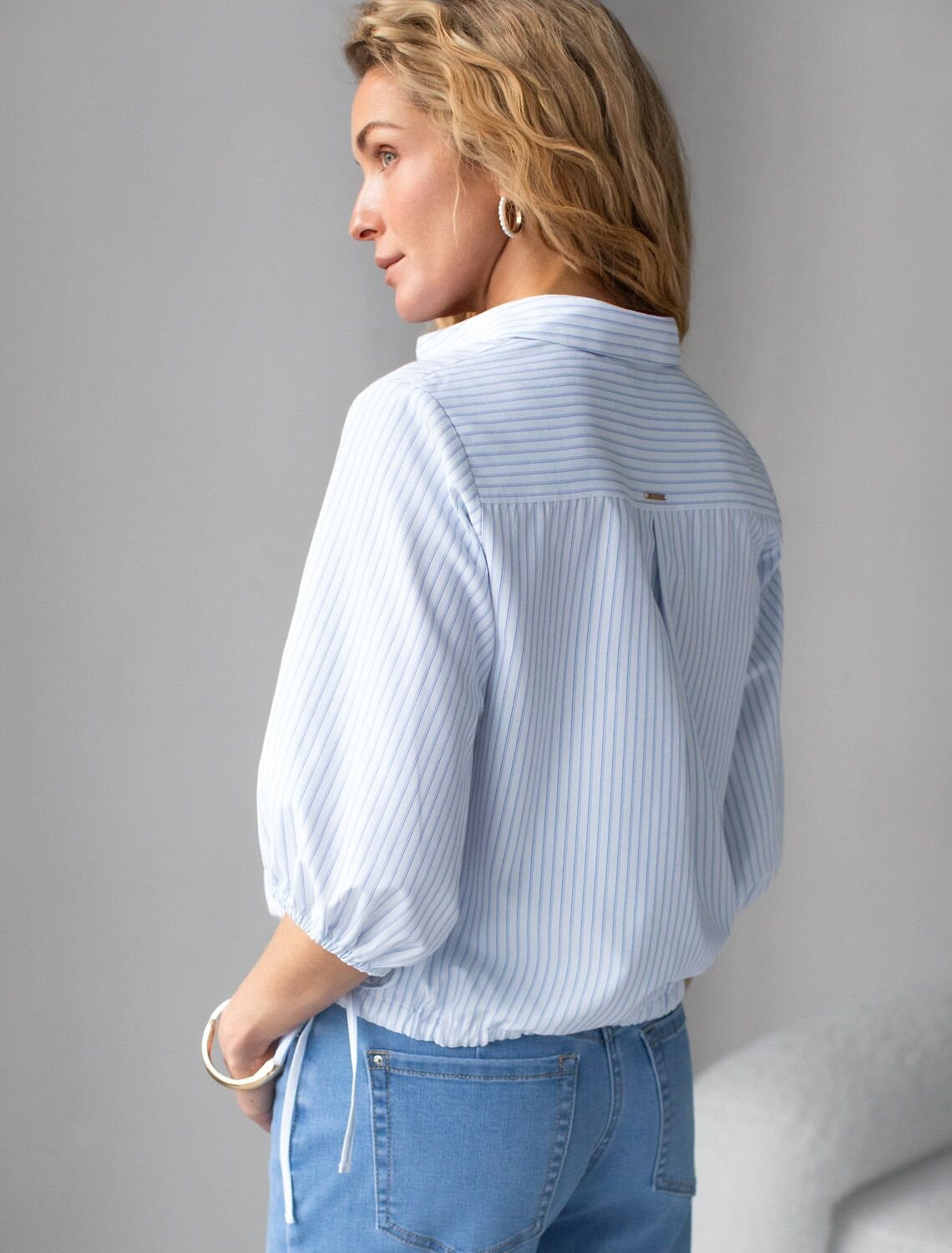 VILATTE Блузка 583960 D29.312 белый-темно-синий