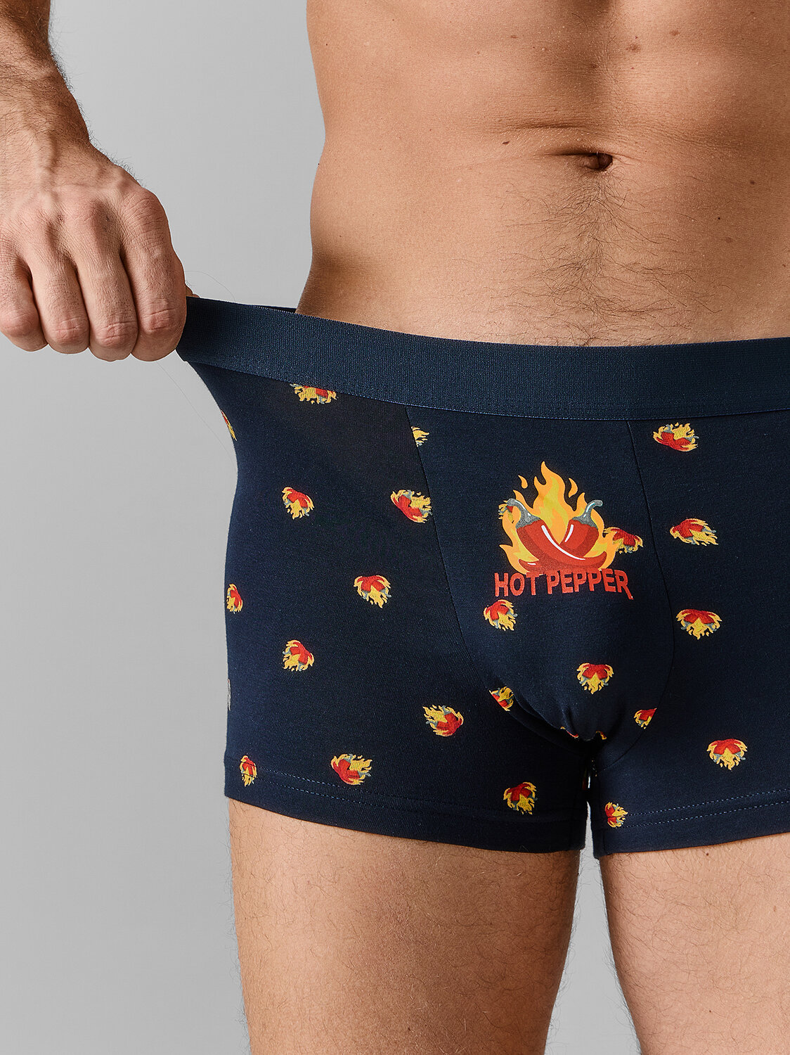 MARK FORMELLE Трусы 584071 411228-2 перцы на т.синем +т.синий