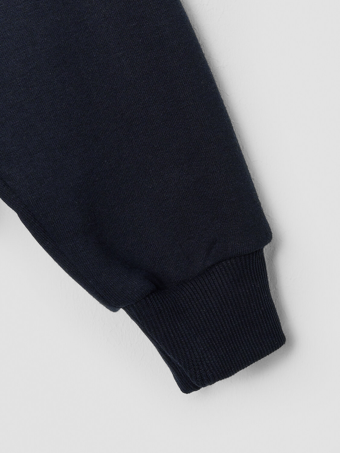 MARK FORMELLE Толстовка 584110 363332/1 неви +печать