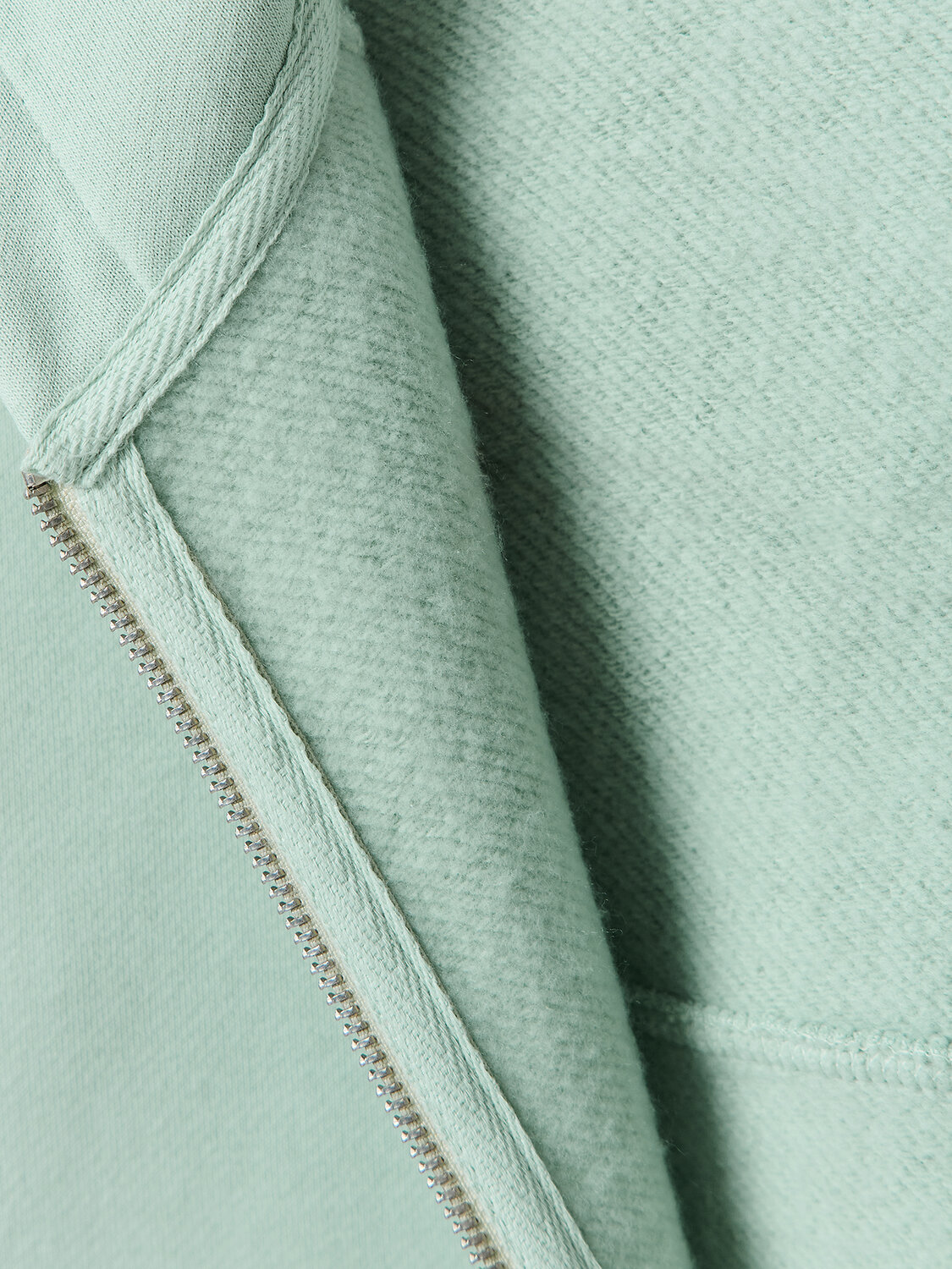 MARK FORMELLE Толстовка 584128 362009 н.зеленый +печать