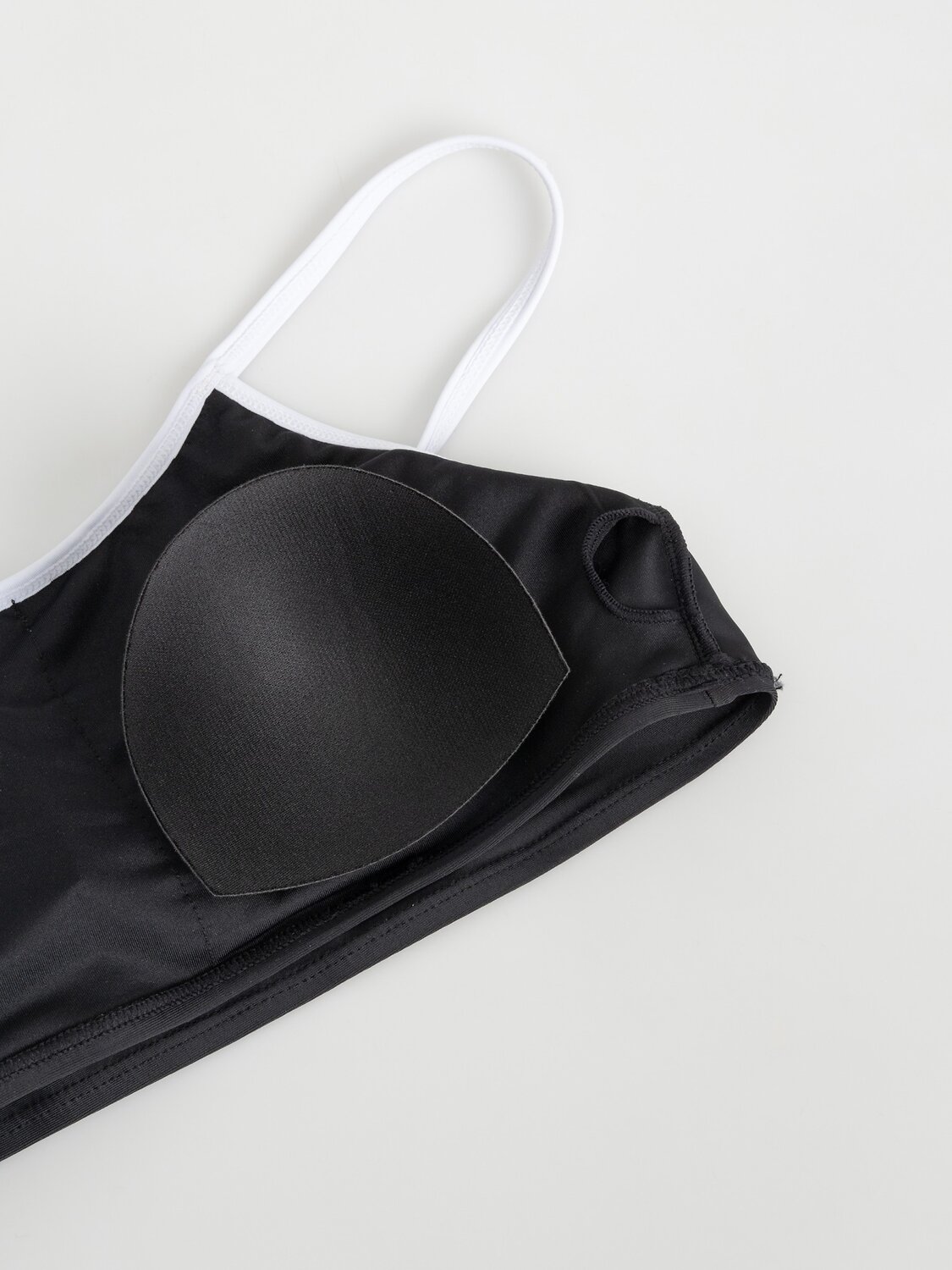 Acoola Купальный костюм 584353 20214710049 черный