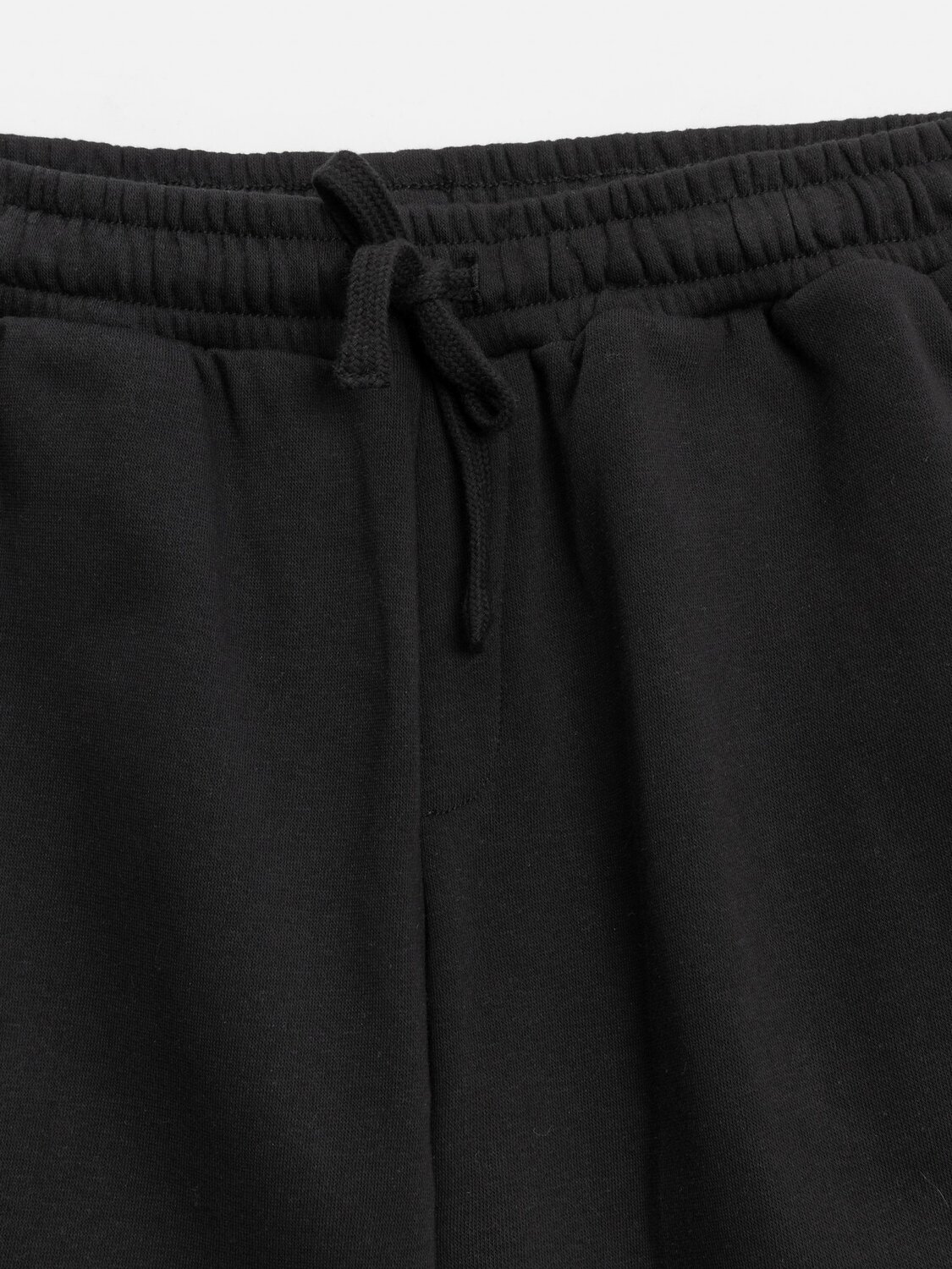 Acoola Шорты 584358 20110420133 черно-белый