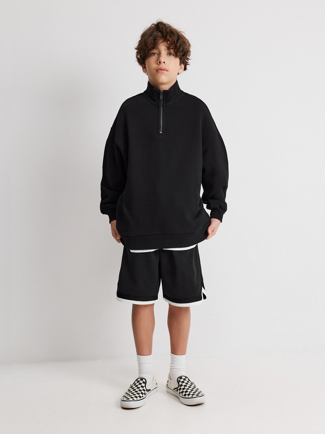 Acoola Шорты 584358 20110420133 черно-белый