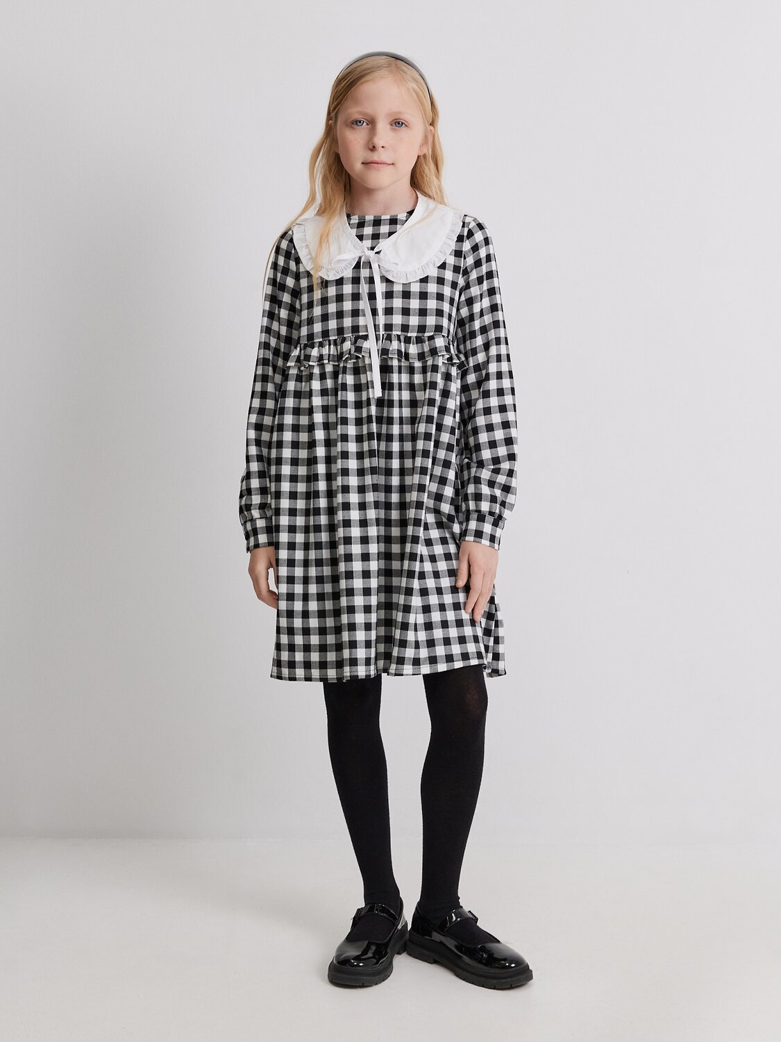 Acoola Платье 584466 20220200899 черно-белый