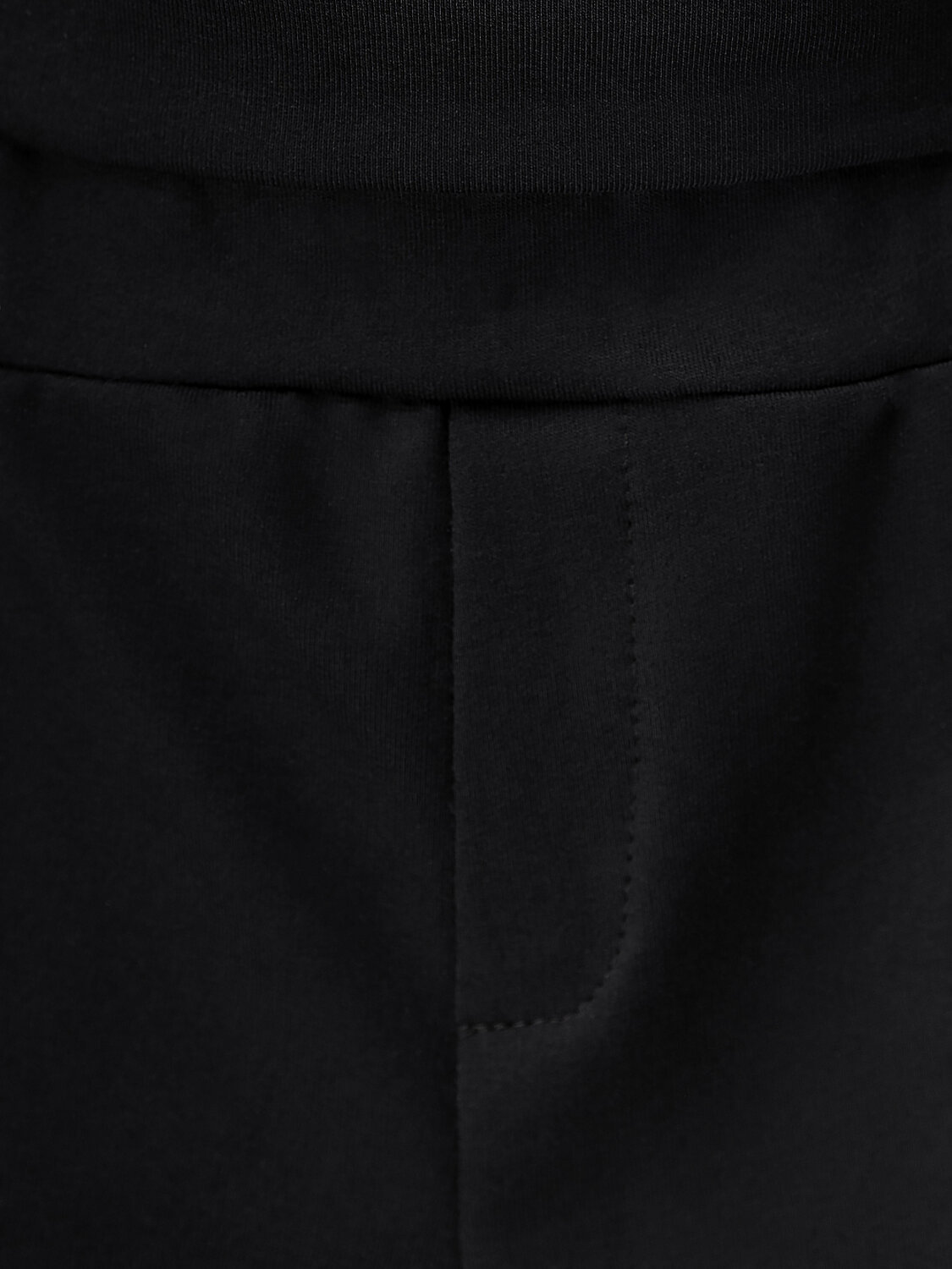 Bodo Костюм 584513 11-668MU черный