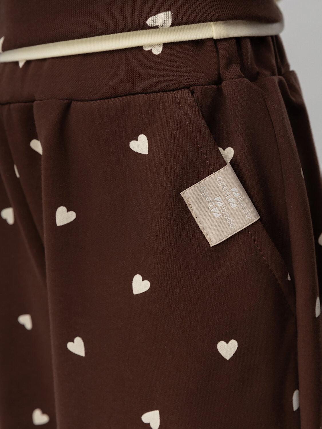 Bodo Костюм 584521 11-674MU коричневый (экрю)