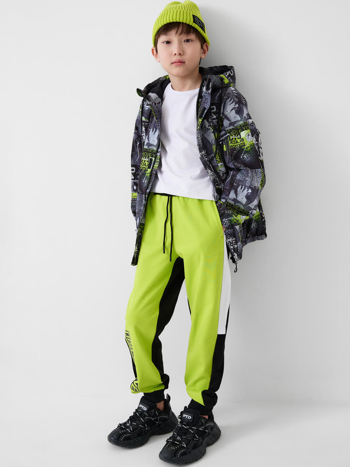 PLAYTODAY Куртка 584622 12611131 белый,светло-зеленый,черный