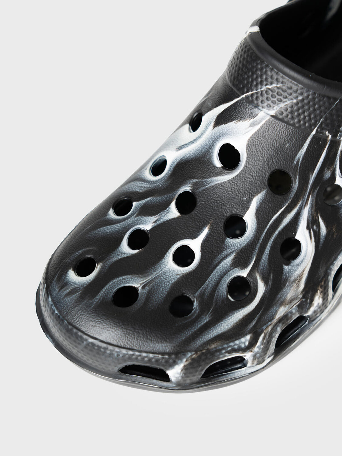 PLAYTODAY Сабо 584751 12656703 черный,белый