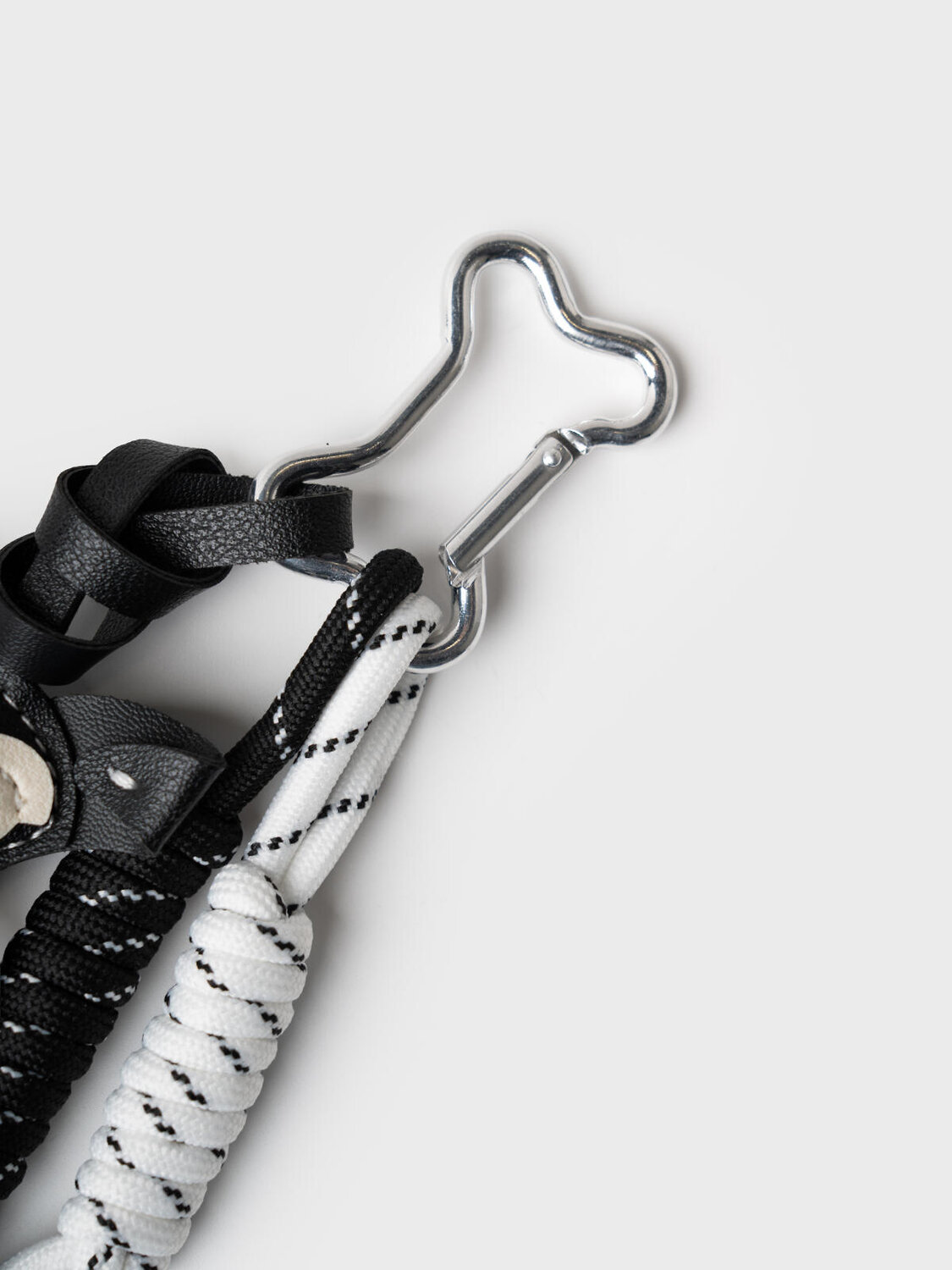 PLAYTODAY Брелок 585242 12621898 черный,белый