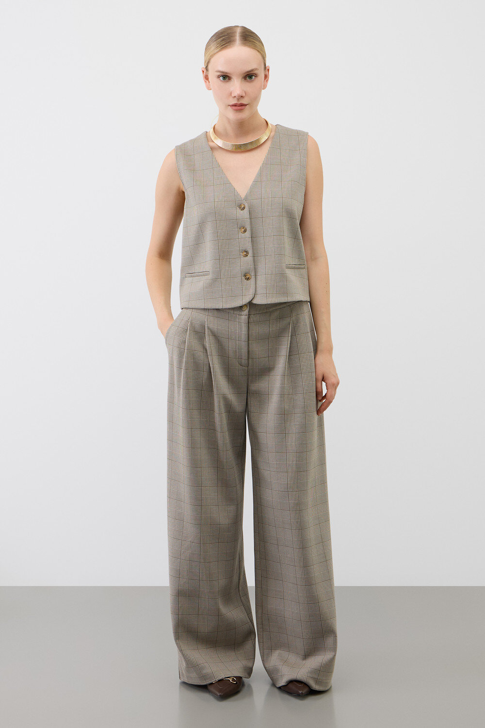 VERY NEAT Жилет 585354 ЕВТ 3340 бежевый