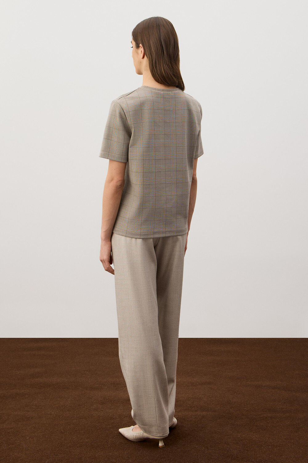 VERY NEAT Футболка 585356 ЕВТ 3335 бежевый