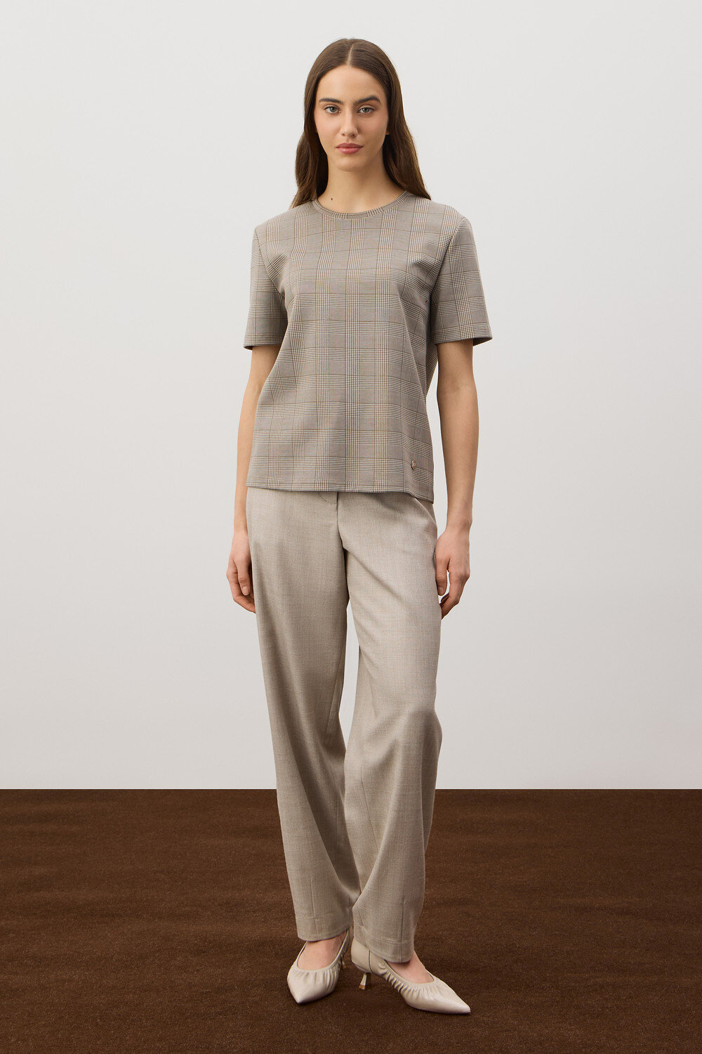 VERY NEAT Футболка 585356 ЕВТ 3335 бежевый