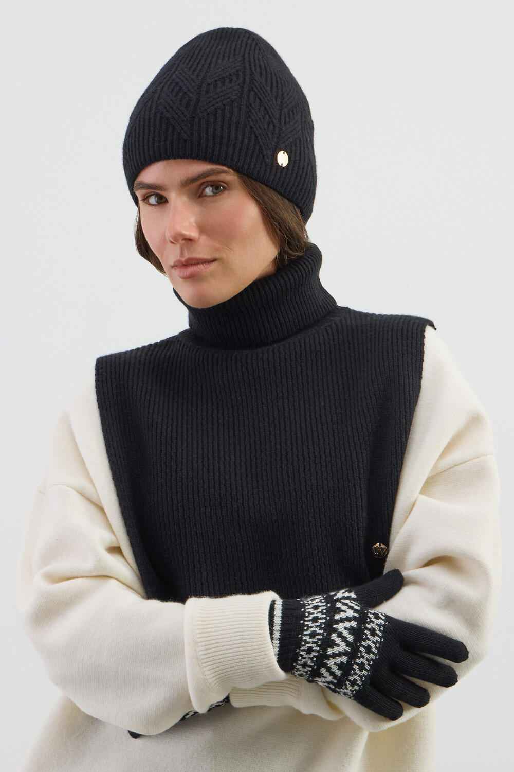 VERY NEAT Шапка 585372 ЕВ 20022/ш черный