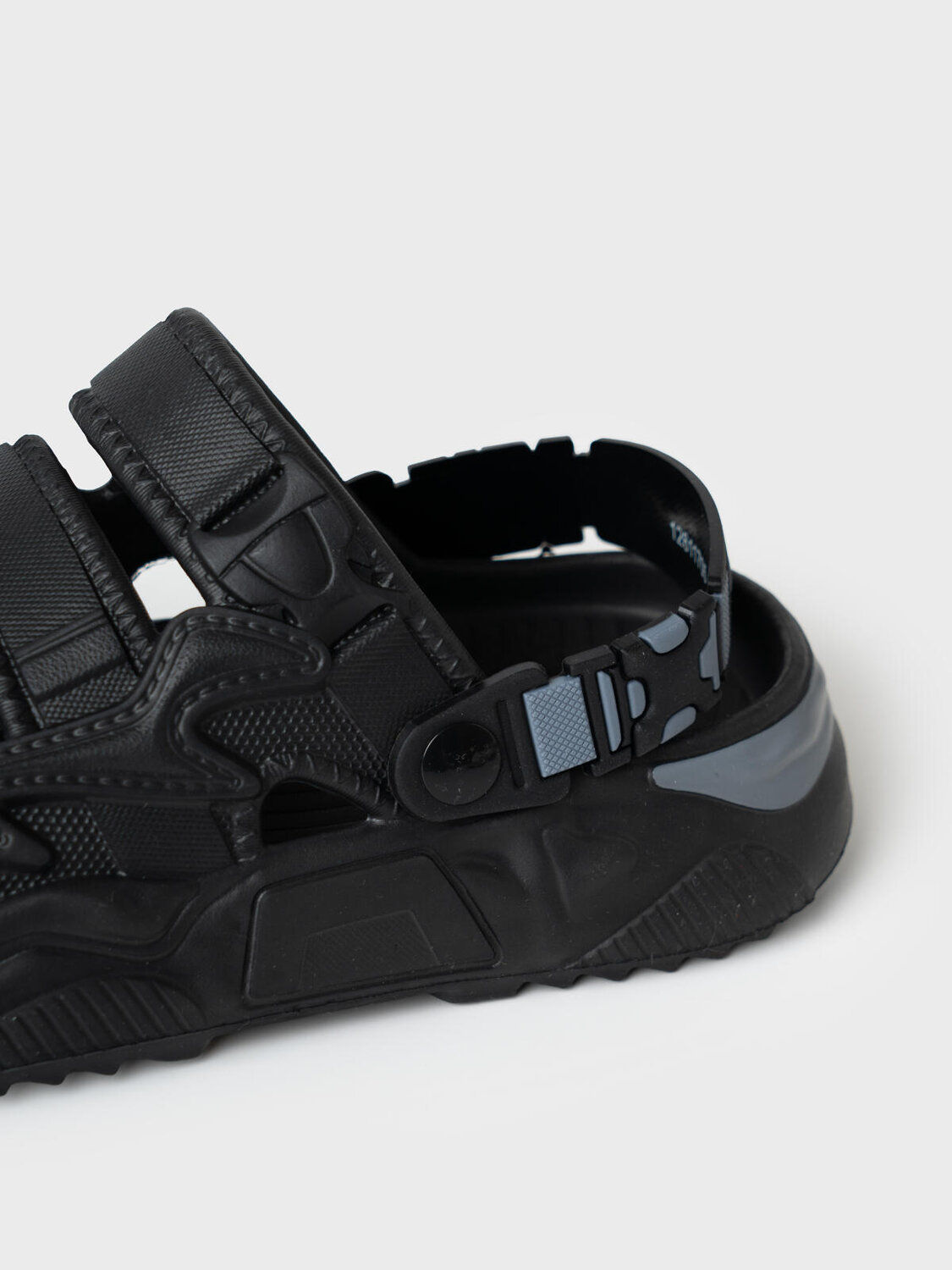 PLAYTODAY Сабо 585389 12611705 черный