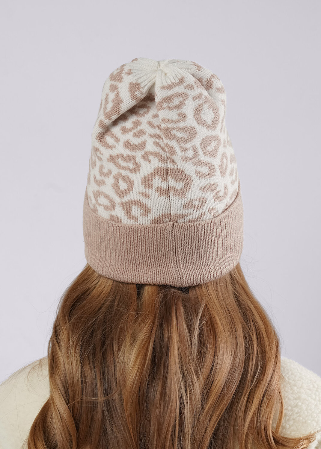 CLEVER Шапка 585872 564639вн бежевый/белый