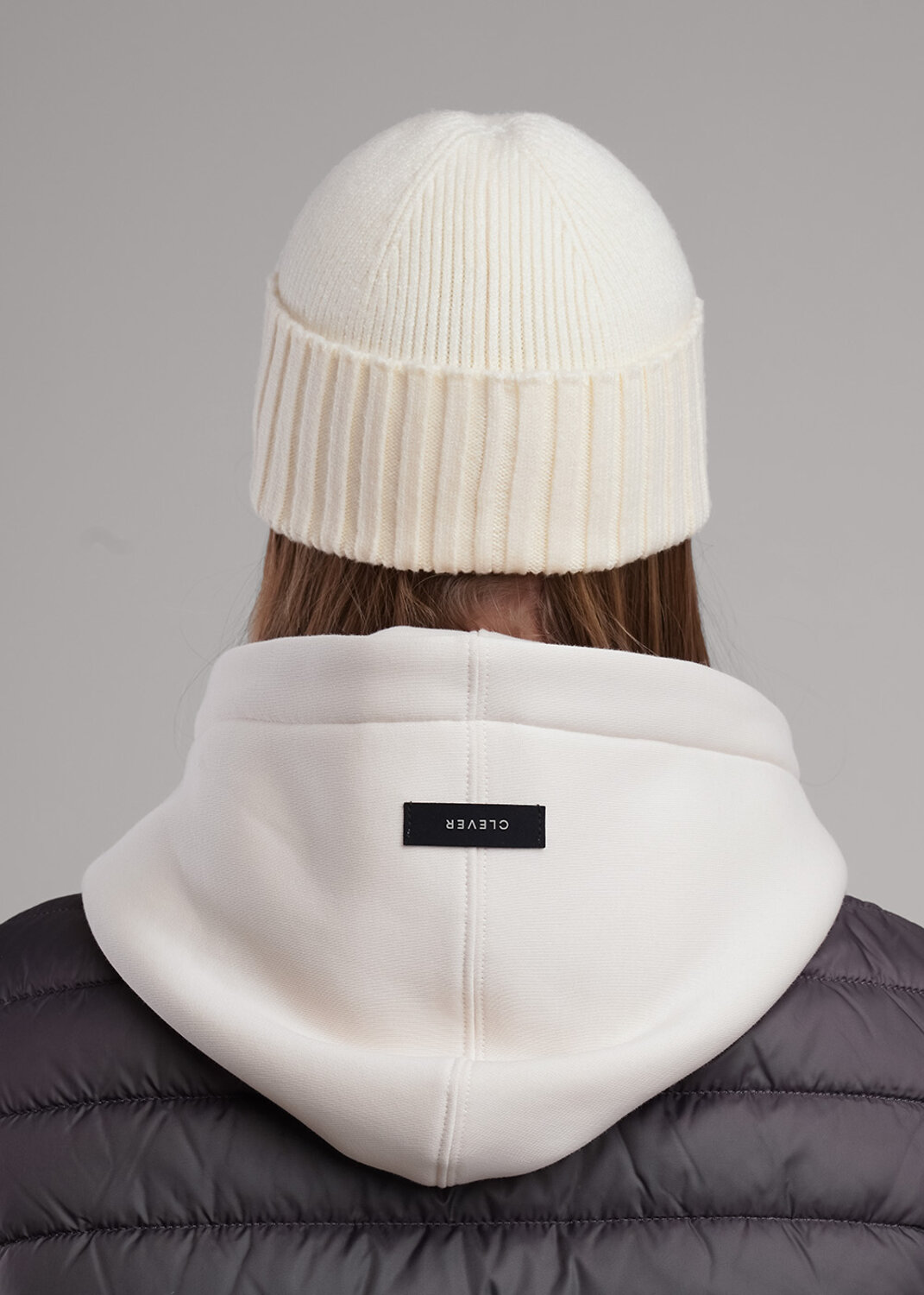 CLEVER Шапка 585909 564656вн молочный