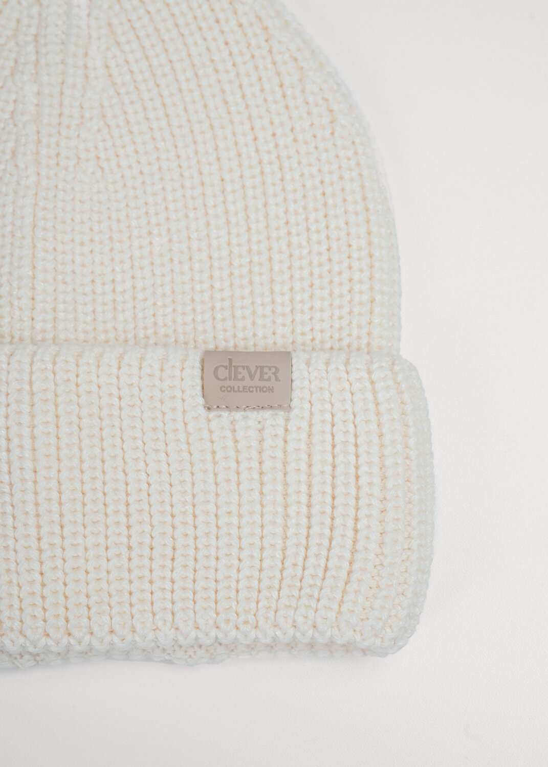 CLEVER Шапка 585924 564664хпэ молочный