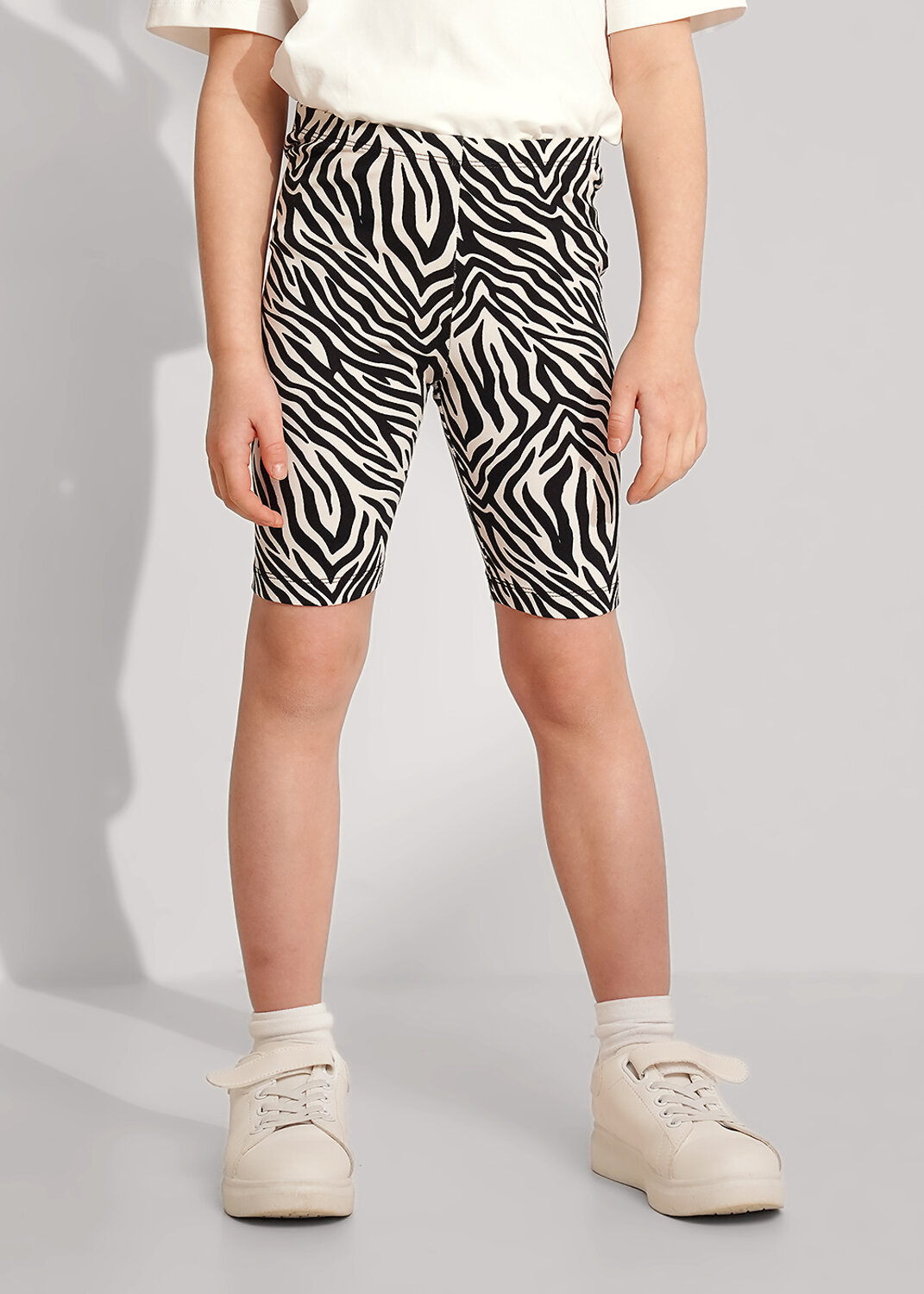 CLEVER Бриджи 586099 905512гн белый/чёрный