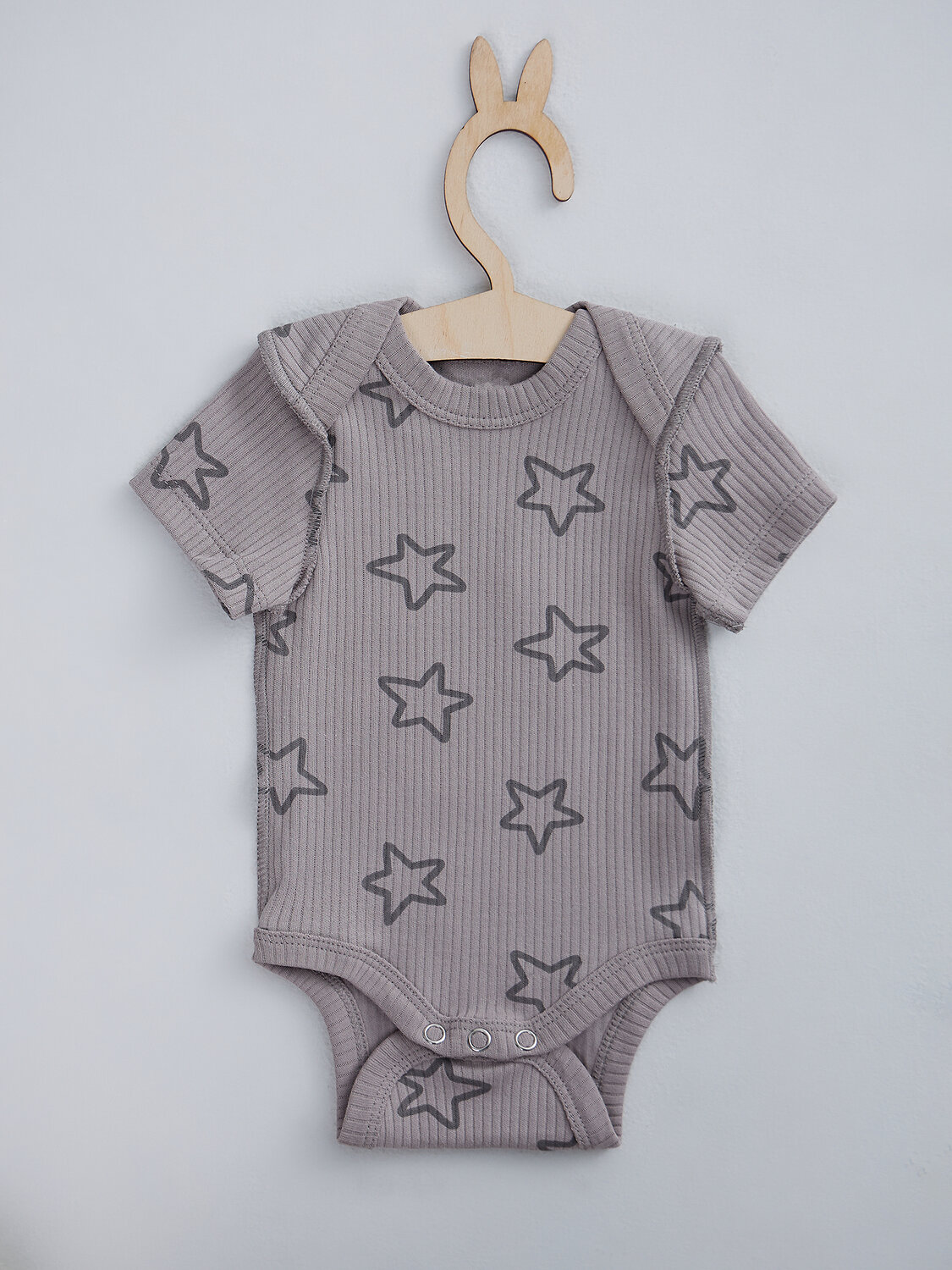 MARK FORMELLE Боди детское 586619 13015-1-2 абрикосовый щербет +звездочки на сером