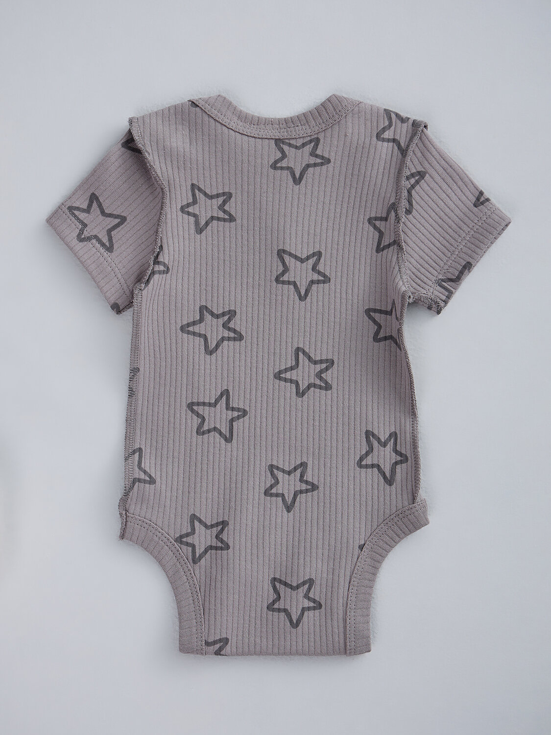 MARK FORMELLE Боди детское 586619 13015-1-2 абрикосовый щербет +звездочки на сером