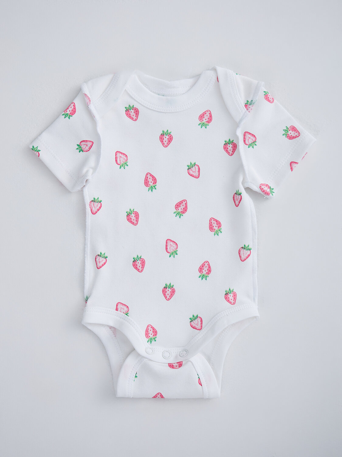 MARK FORMELLE Боди детское 586620 13015-1-2 розовая клетка на белом +клубничка на белом