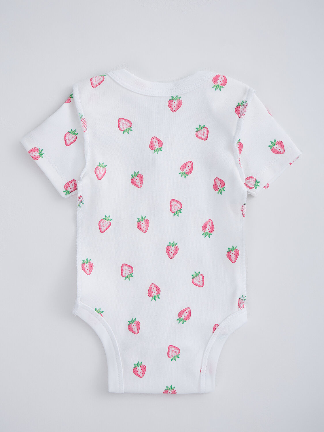 MARK FORMELLE Боди детское 586620 13015-1-2 розовая клетка на белом +клубничка на белом