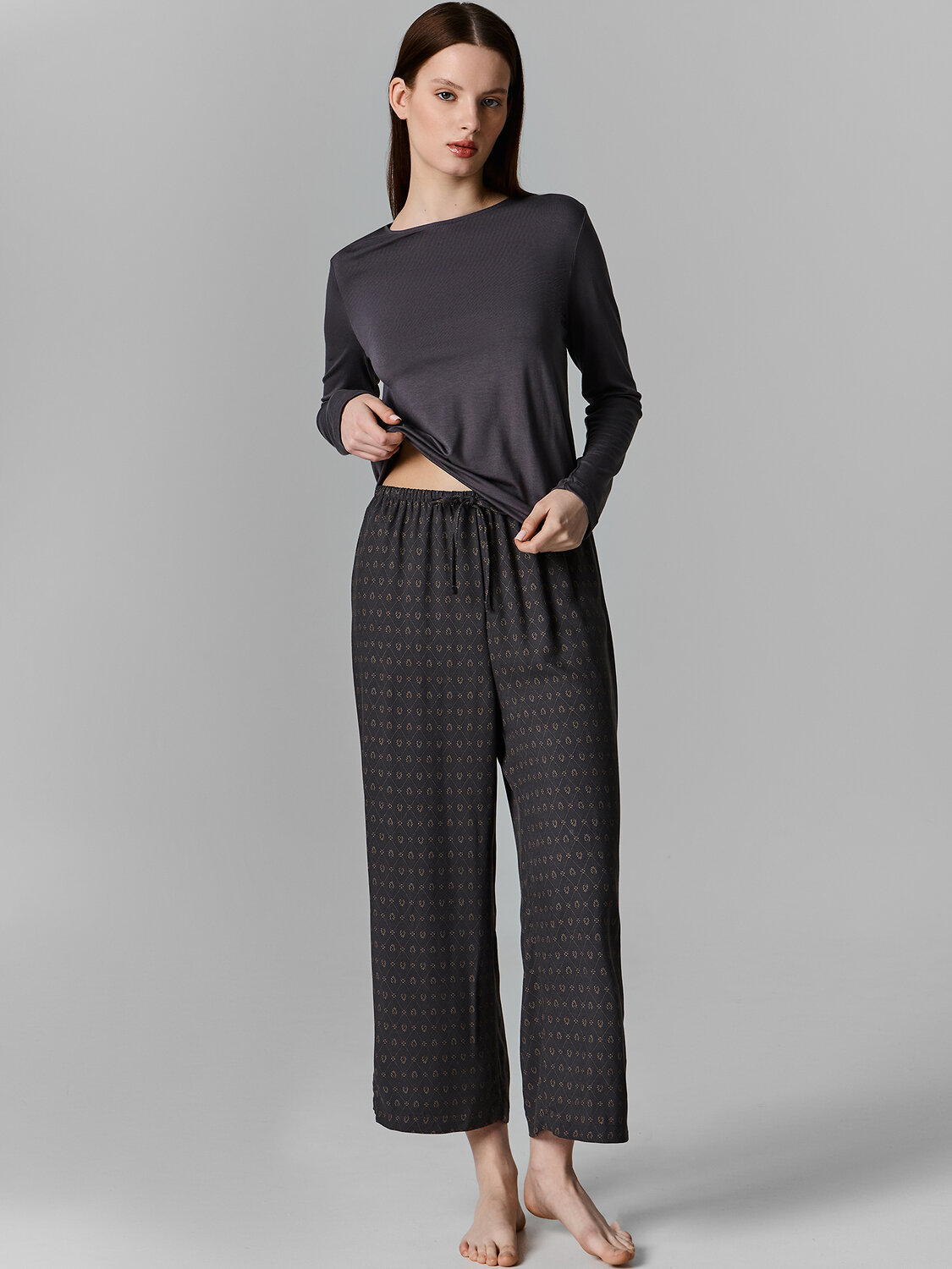 MARK FORMELLE Комплект 586693 592661 т.серый +узоры на т.сером