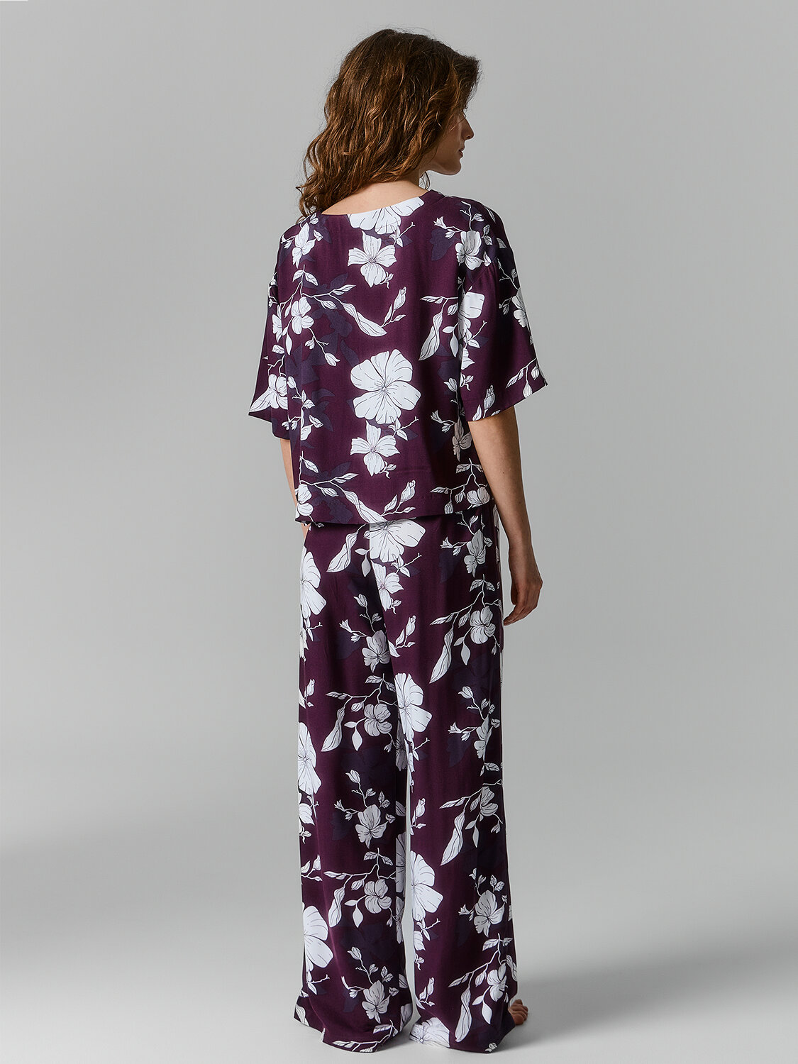 MARK FORMELLE Костюм 586707 592494-1 цветы на винном