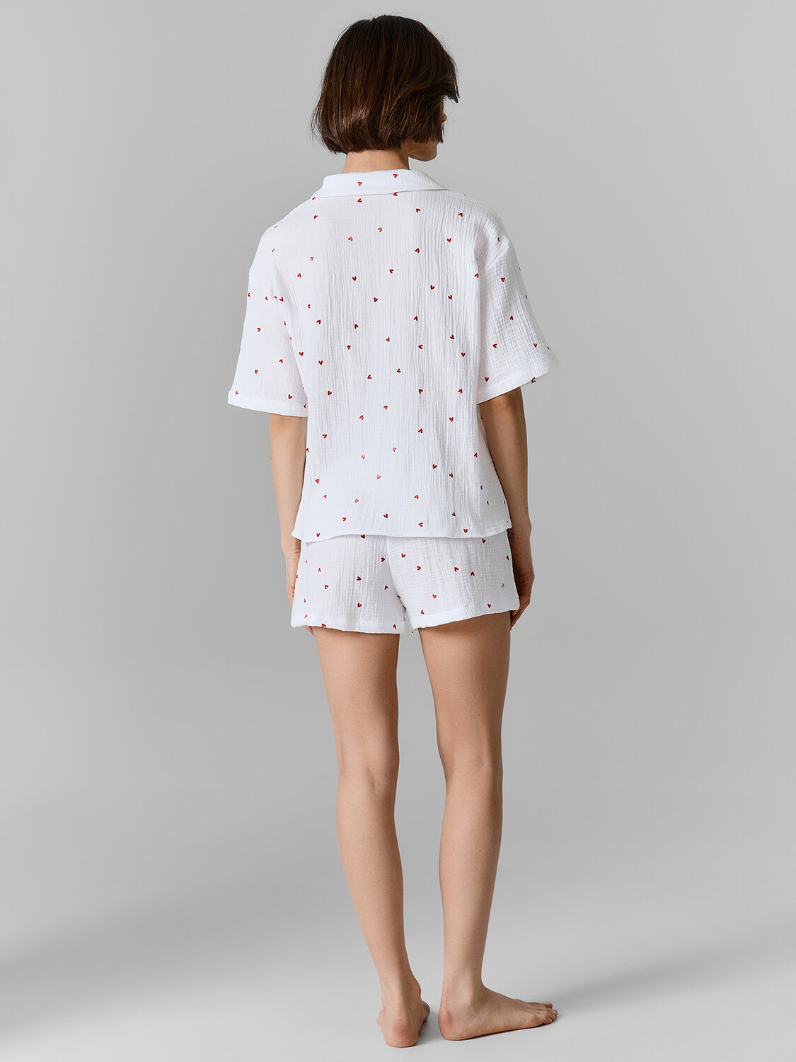 MARK FORMELLE Костюм 586708 592674 сердечки на белом