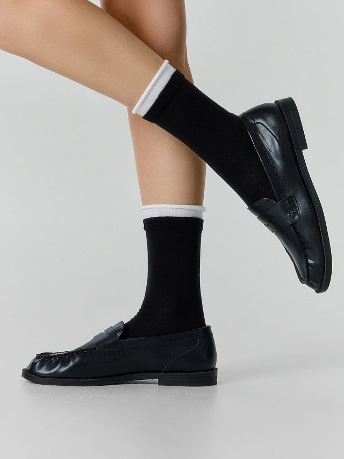 MARK FORMELLE Женские носки 586733 245K-3509 черный